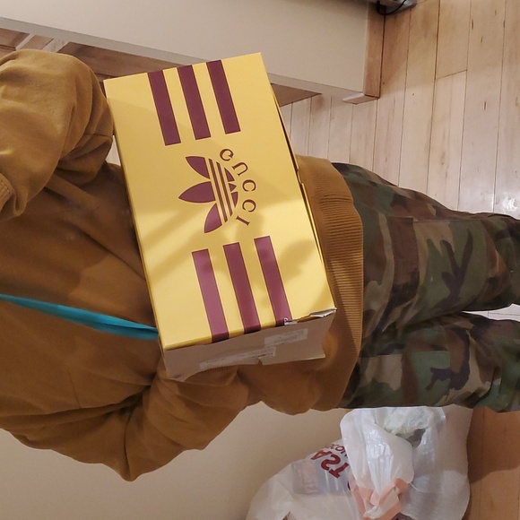 Gucci Addidas slides. Flash - Picture 8 of 10